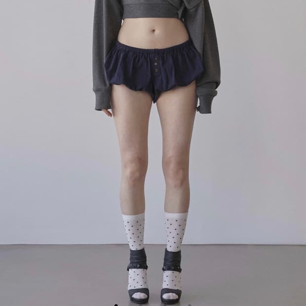 스컬프터 Off-Shoulder Cropped Sweatshirt Cha