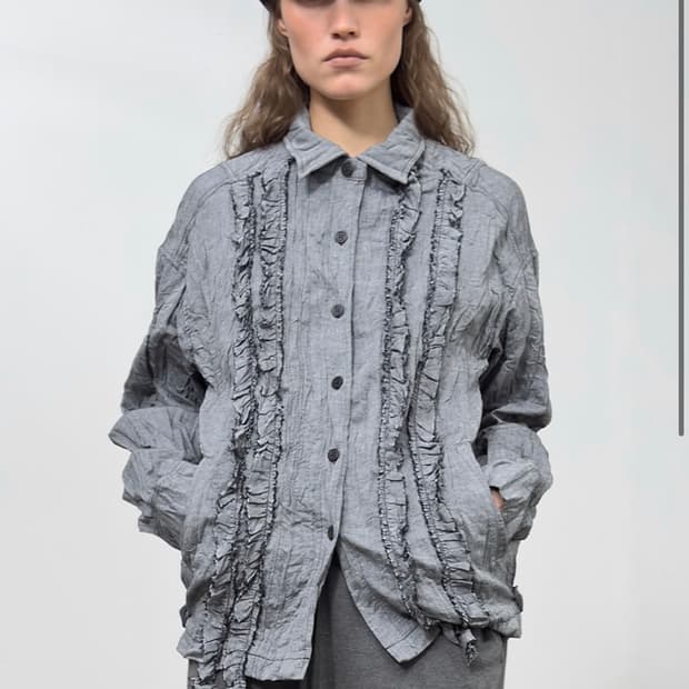 오픈 YY CRINKLED RUFFLE SHIRT, GRAY