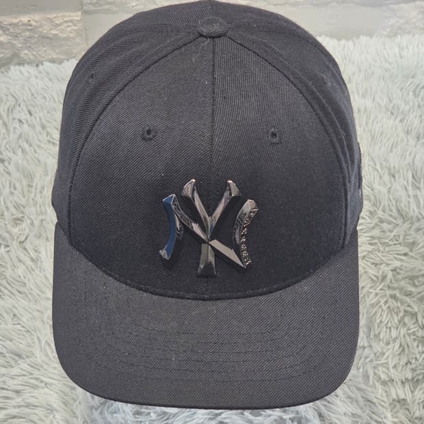 L4-8:MLB 메탈로고 뉴욕양키스 볼캡 블랙 56-59cm