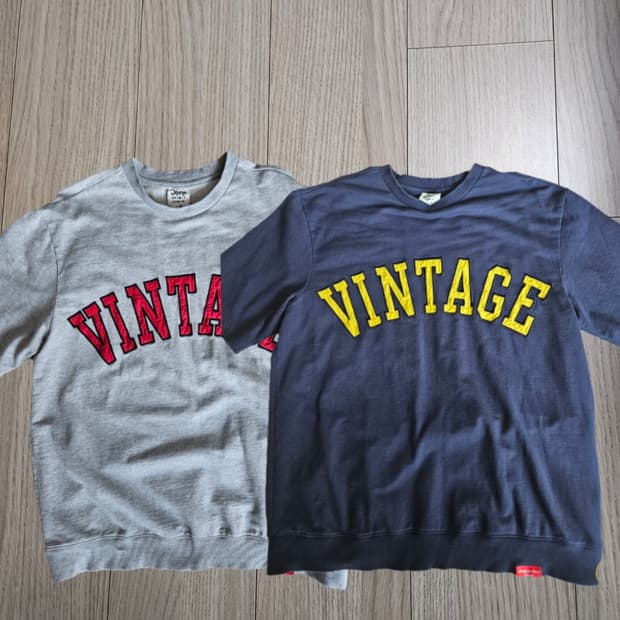 Jeep Spirit 브랜드의 반팔맨투맨2종