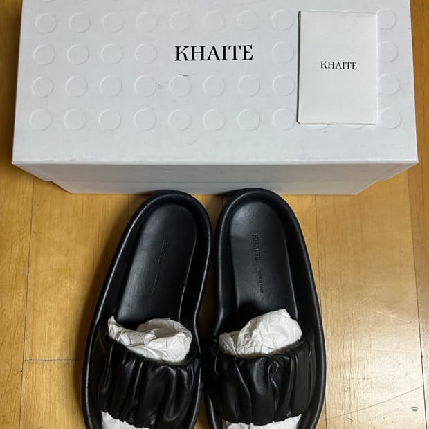 KHAITE  케이트 크루즈 슬라이드 37.5