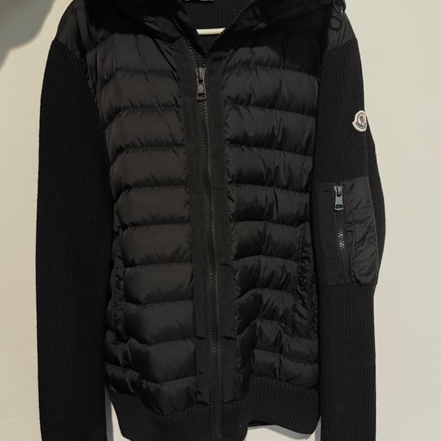 몽클레어 24fw 후드 니트 패딩 m