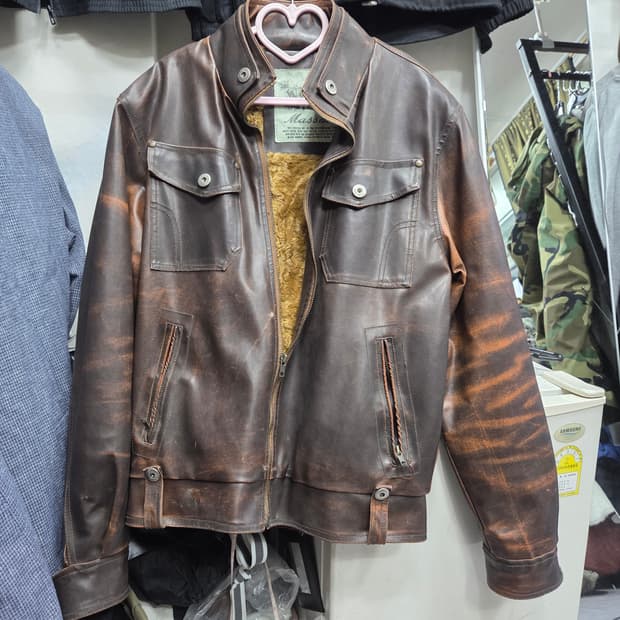 Massam    레더   가죽