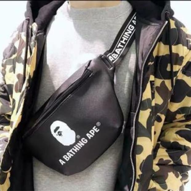 (새상품급) 베이프 웨이스트백 힙색 가방