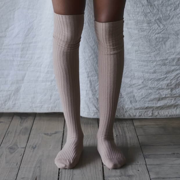 [230-250]베이스레인지 26ss 오버 니삭스/폴리아 브라운