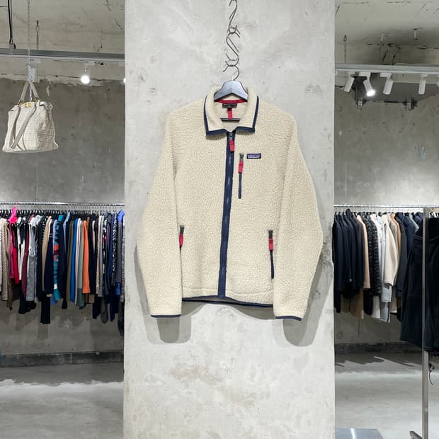 파타고니아 베이지 레트로 파일 펠리칸 플리스