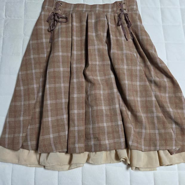 숲속모리 러블리 레이어드 치마 미디스커트 숏스커트 밴딩 아일릿 디테일