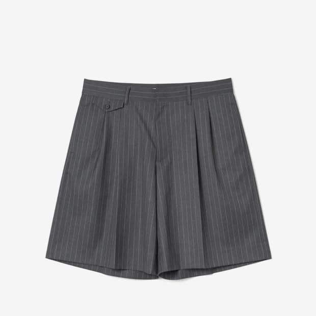 노클 스트라이프 하프 슬랙스