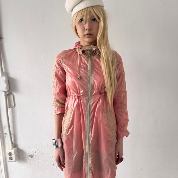 Love Moschino nude pink windbreaker