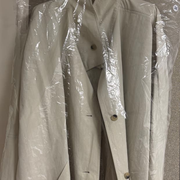 에레 EHRE DOYLE TRENCH COAT [BEIGE]