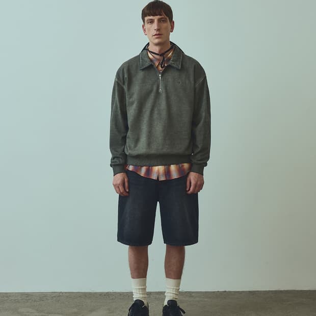 Uniform Bridge 유니폼 브릿지 하프 집업 스웨트셔츠 올리브