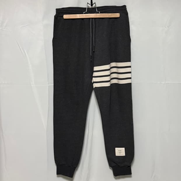 [S+급/1] 톰브라운 사선완장 트레이닝 조거팬츠 바지 다크그레이