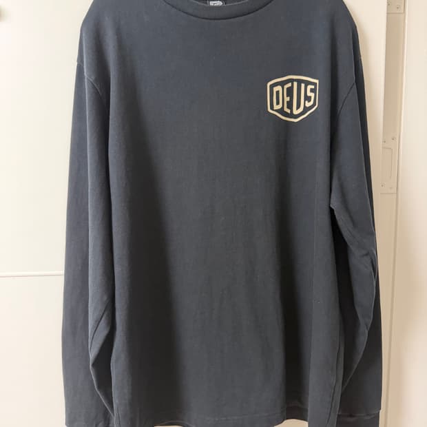 데우스 서울 롱슬리브 L