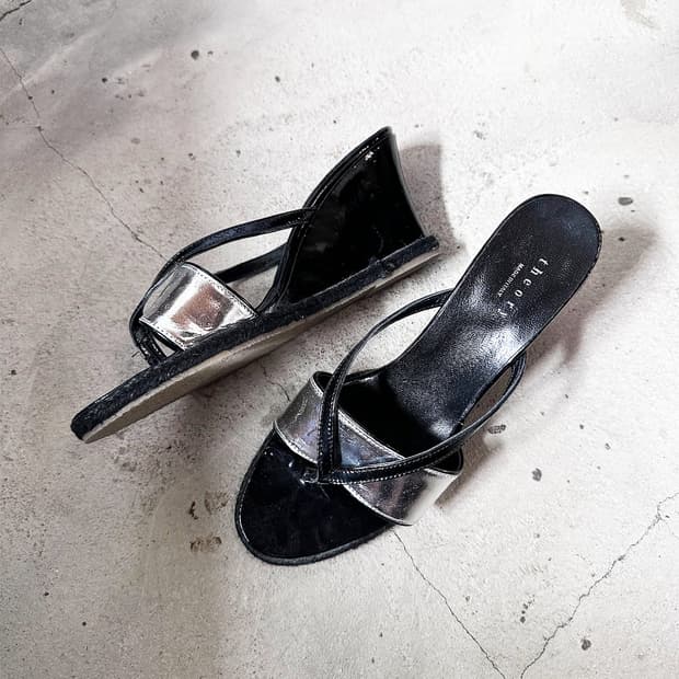 THEORY wedge mule
