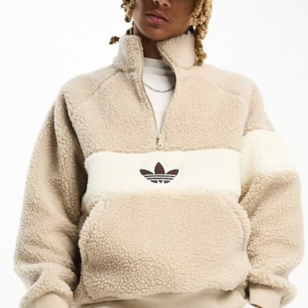 아디다스 오리지널 반집업 후리스