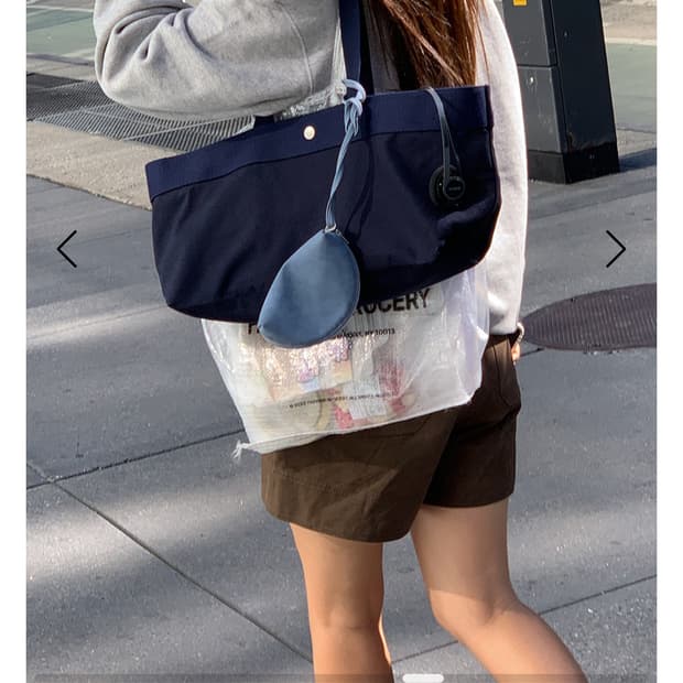 haag 바게트백 네이비 새상품
