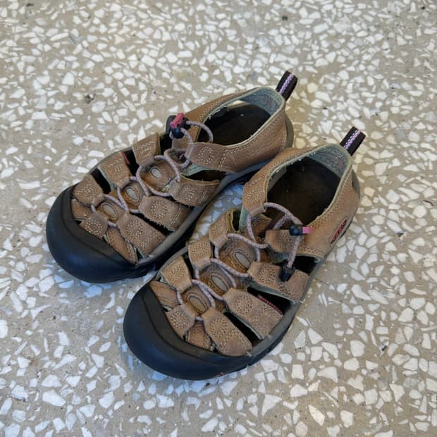Keen Newport H2 Brown Women Sandals
