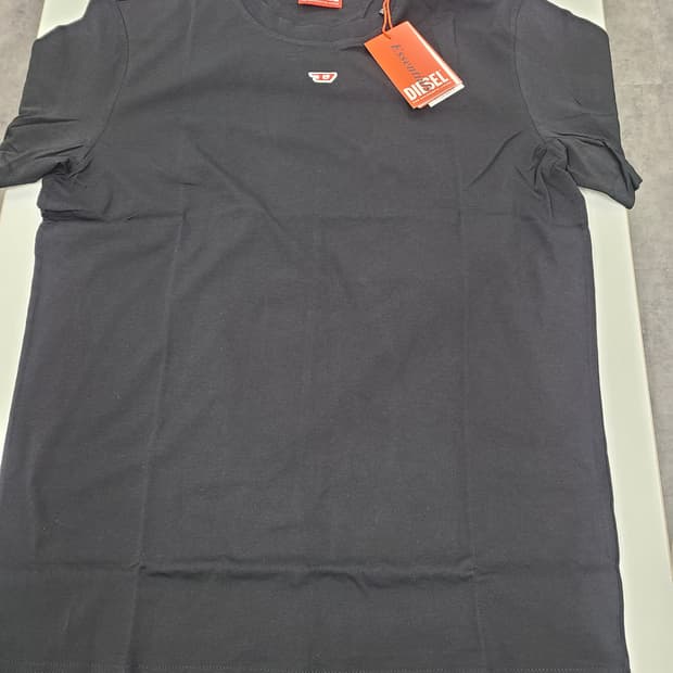 디젤 t디에고르 남성 반팔티 사이즈L