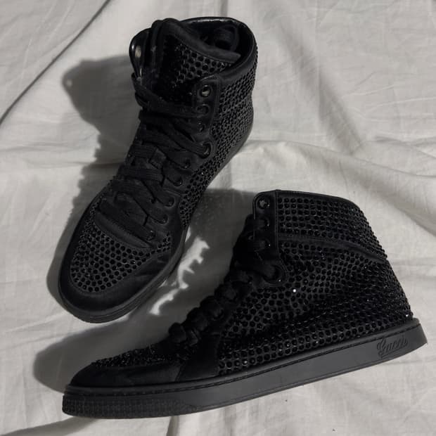 구찌 스와로브스키 코다 크리스탈 하이탑 스니커즈