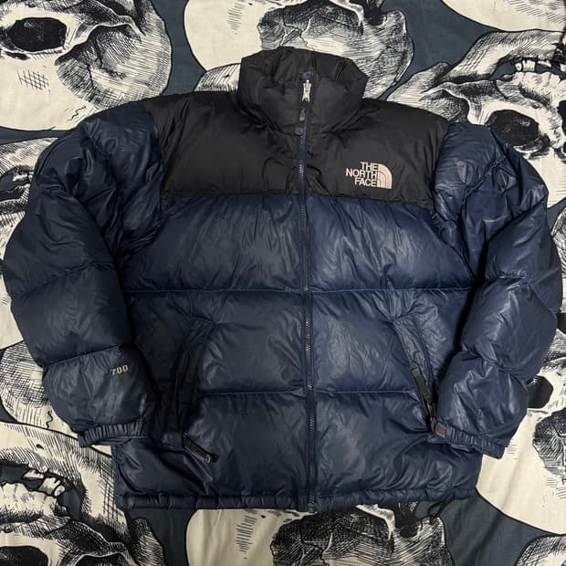 노스페이스 눕시 700 패딩 95 M사이즈 