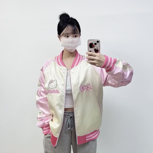 헬로키티 굿즈 키티 자수 스카잔 자켓 핑크