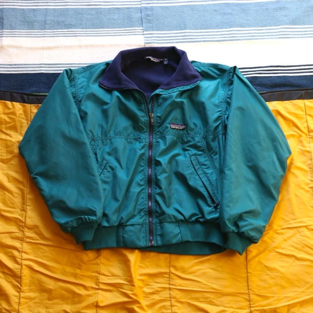 파타고니아 90s 쉘드 신칠라 자켓 딥 틸 S