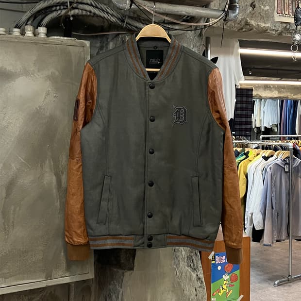MLB 레더 소매 바시티 자켓 차콜 105  #csz2722 
