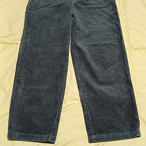 유니클로 와이드 코듀로이팬츠 실측32인치 기장102