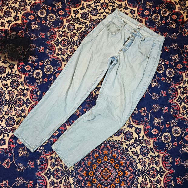 게스(GUESS) 80's 빈티지 투버튼 루즈핏 테이퍼드 데님팬츠 34