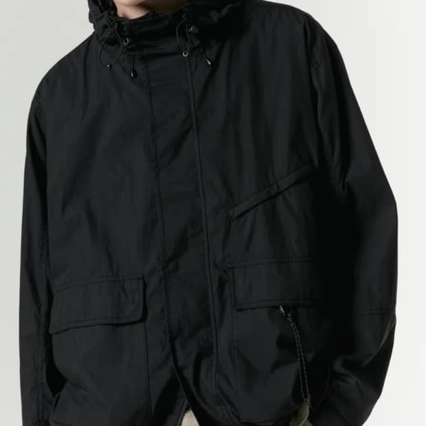 무신사스탠다드 시티 레저 CN 후디드 윈드브레이커 재킷 블랙 L[새상품]