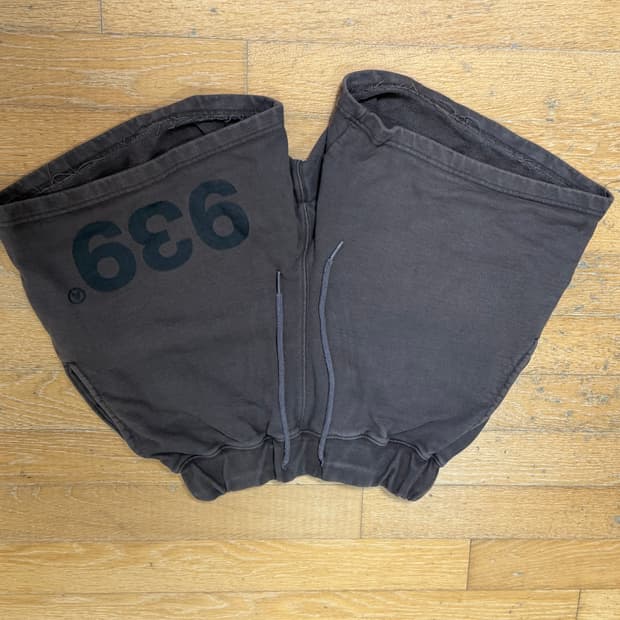 939 LOGO SWEAT SHORTS