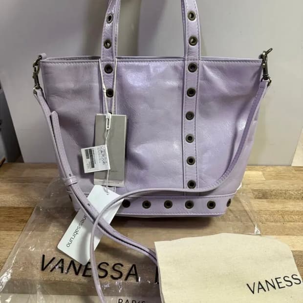 바네사브루노 [24SS]  퍼플 아일렛 장식 소가죽 S 카바스백