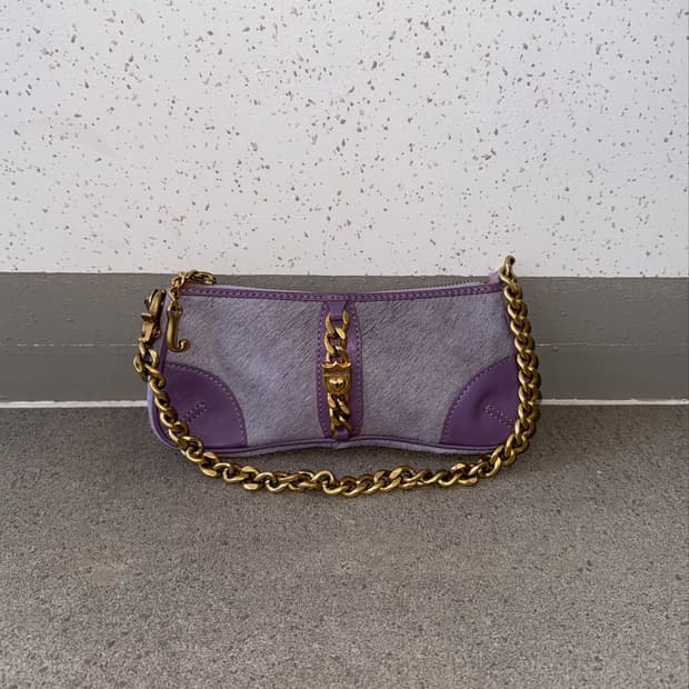 Juicy Couture purple calf fur chain 숄더백