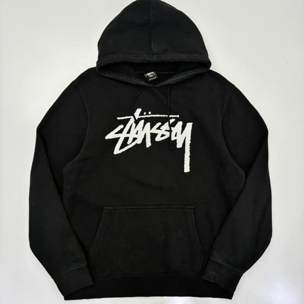 Syussy  스투시 스탁 빅로고 블랙 후드티