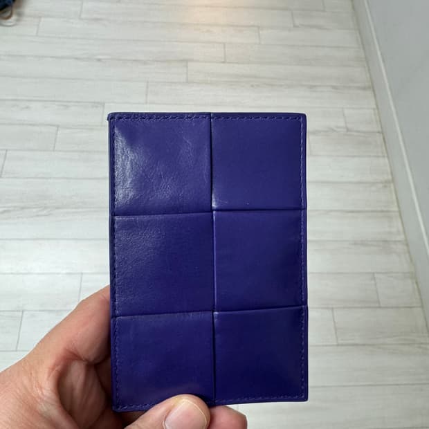 정품 보테가베네타 카세트 카드지갑 새제품