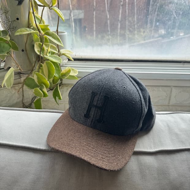 허프x스타터 콜라보 스냅백