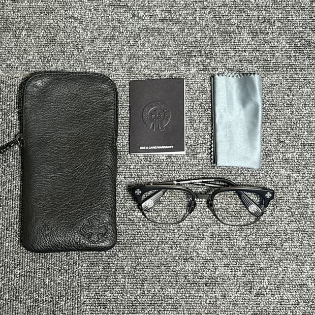 크롬하츠 보넨노이슈어 매트블랙