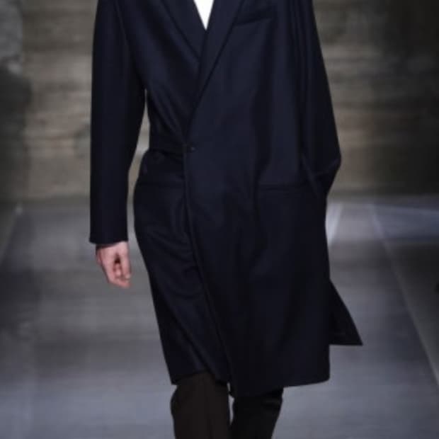 [구매 48,50] 마르니 16fw 벨티드 코트 네이비 삽니다 공유