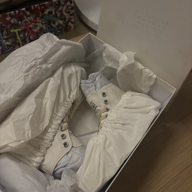 메종 마르지엘라 타비 하이탑 36.5사이즈