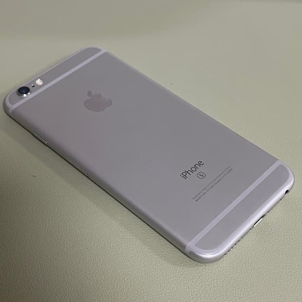 아이폰6s 실버 64기가