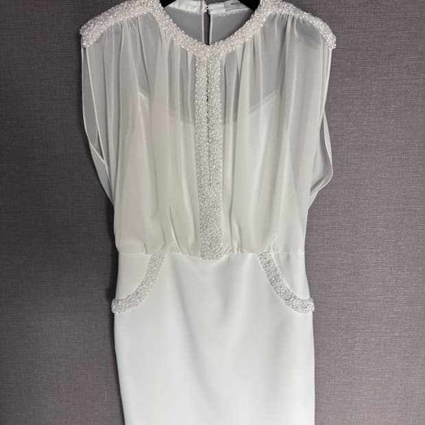 MOJO.S.PHINE 화이트 미니 원피스