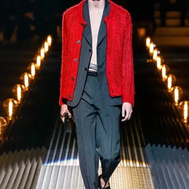 프라다 모헤어 가디건