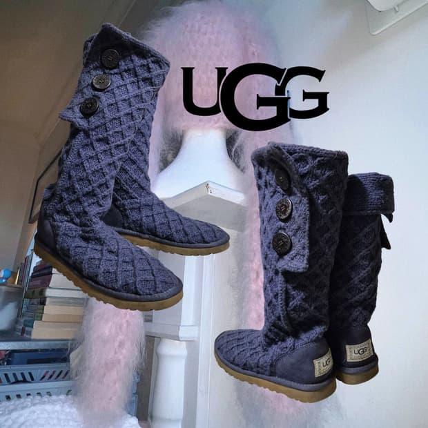 UGG 2000s Cardy button knit Boots