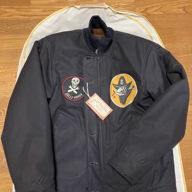 [44] 프리휠러스 시빌리언 덱자켓