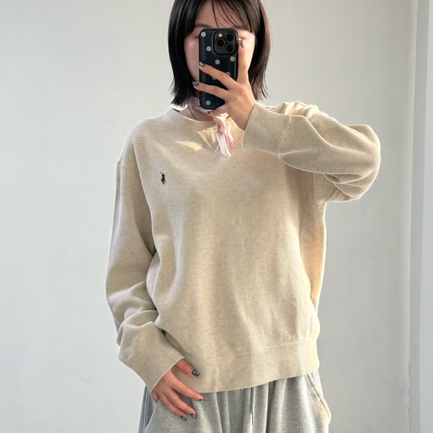 폴로 베이지 니트 맨투맨
