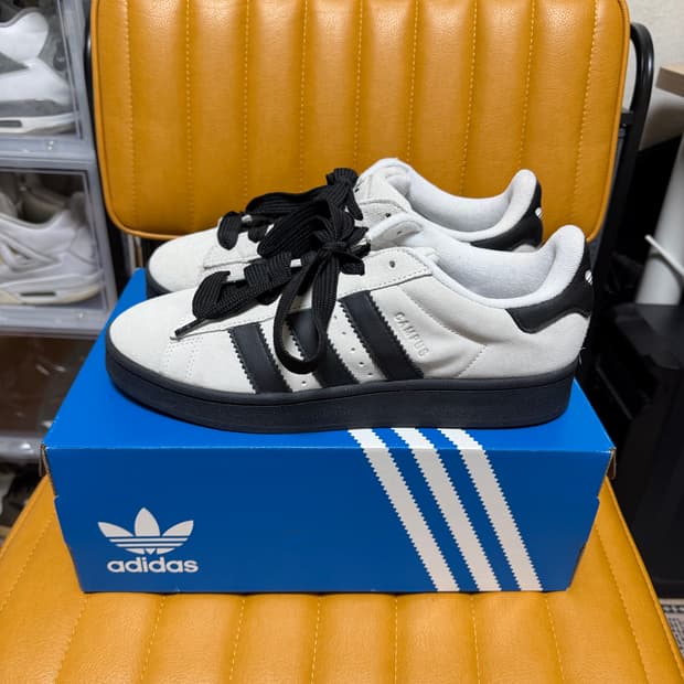 아디다스 캠퍼스 00s