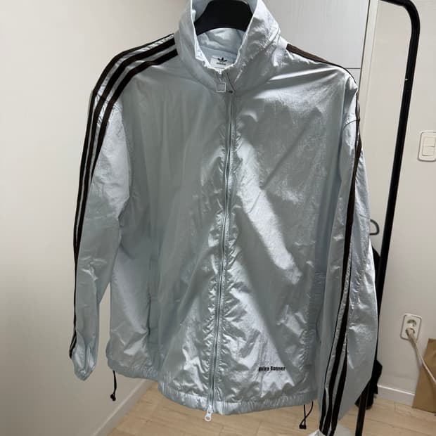 아디다스웨일즈보너 바람막이