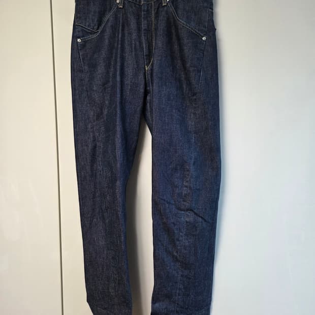 리바이스 엔지니어드진 32인치를 팝니다.