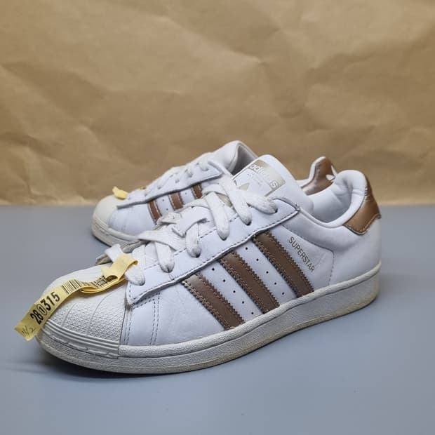 아디다스 슈퍼스타 메탈릭 여성운동화230 