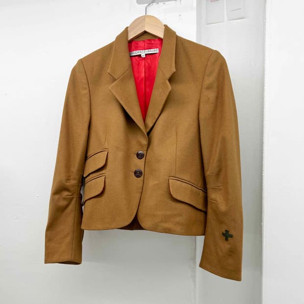 카스텔바작 커브드 자켓 